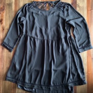 Forever 21 dress - lace